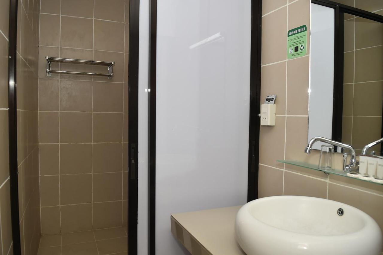 Columbus Plaza Hotel General Santos City Kültér fotó
