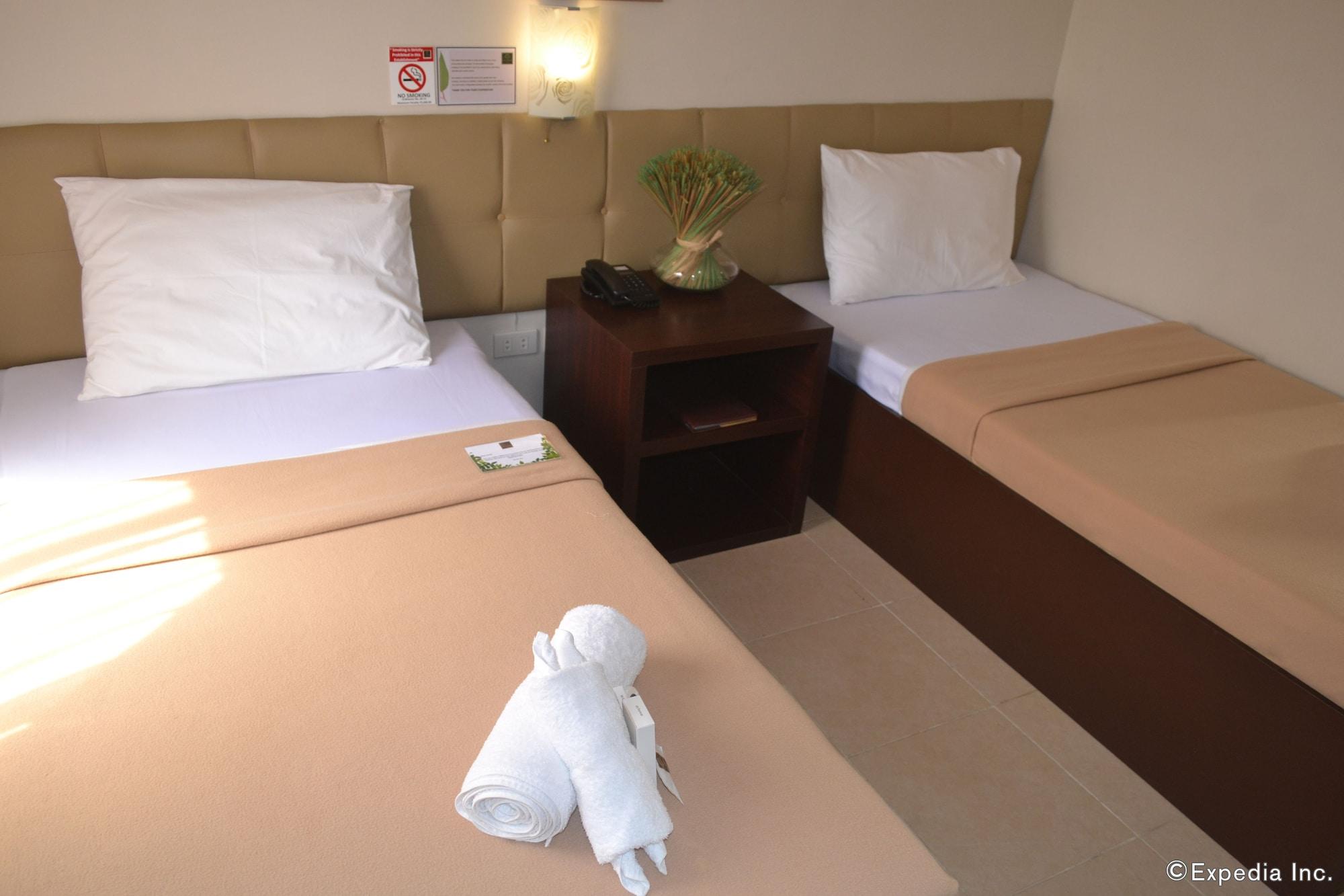 Columbus Plaza Hotel General Santos City Kültér fotó