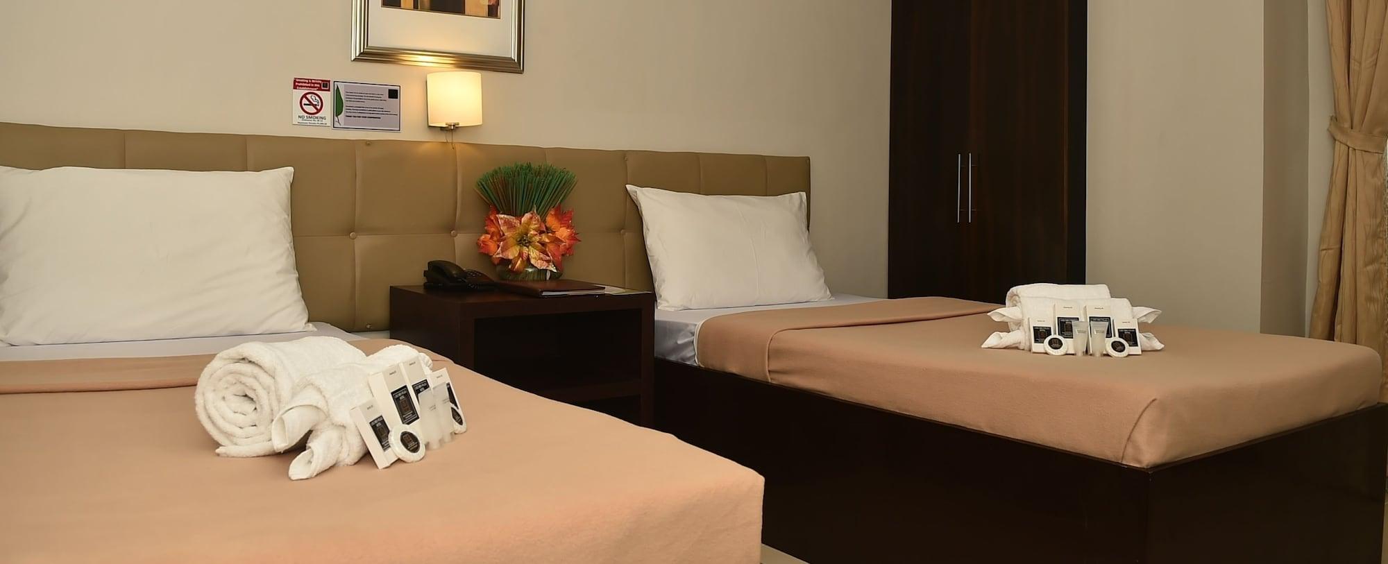 Columbus Plaza Hotel General Santos City Kültér fotó