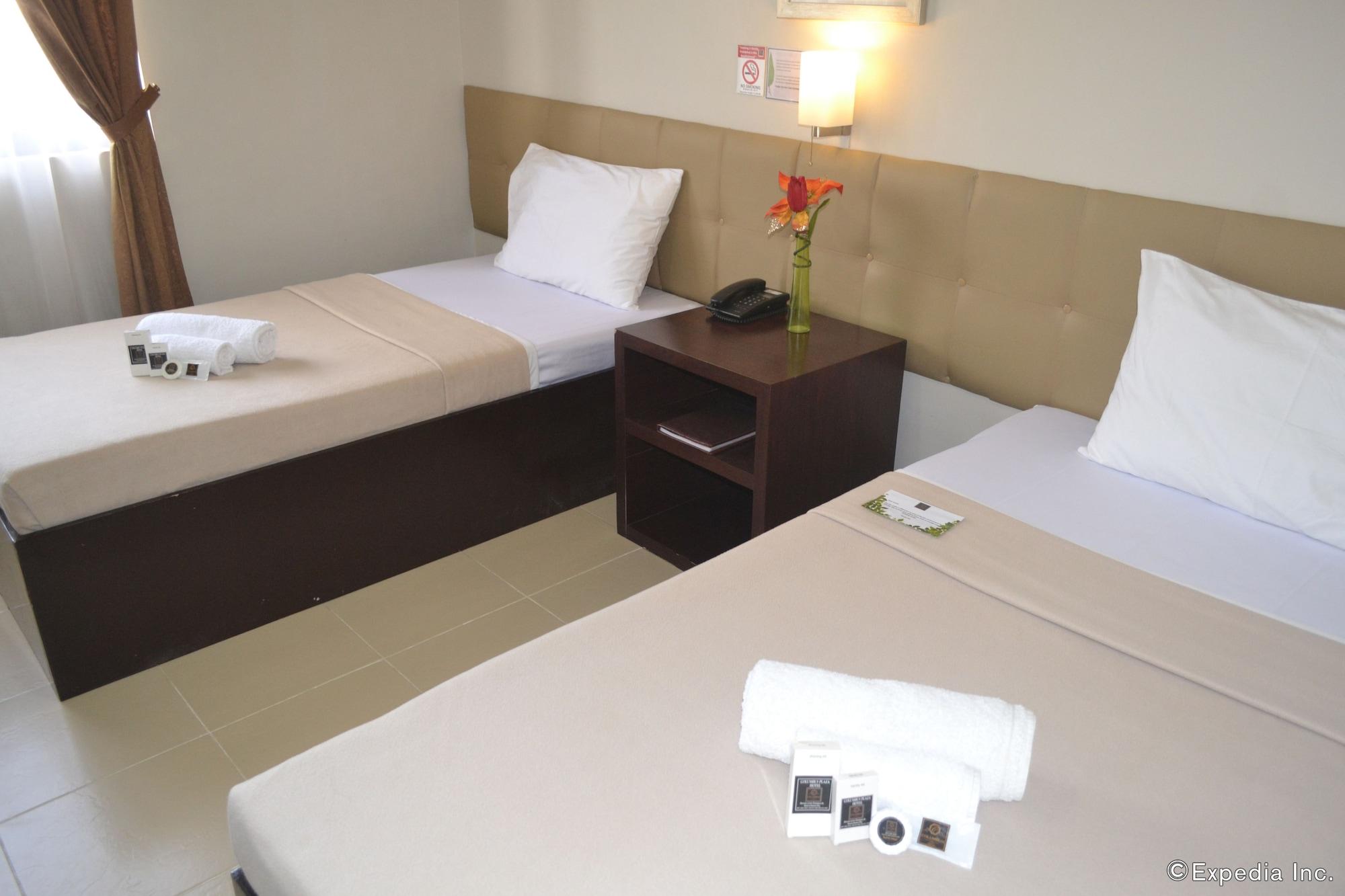 Columbus Plaza Hotel General Santos City Kültér fotó