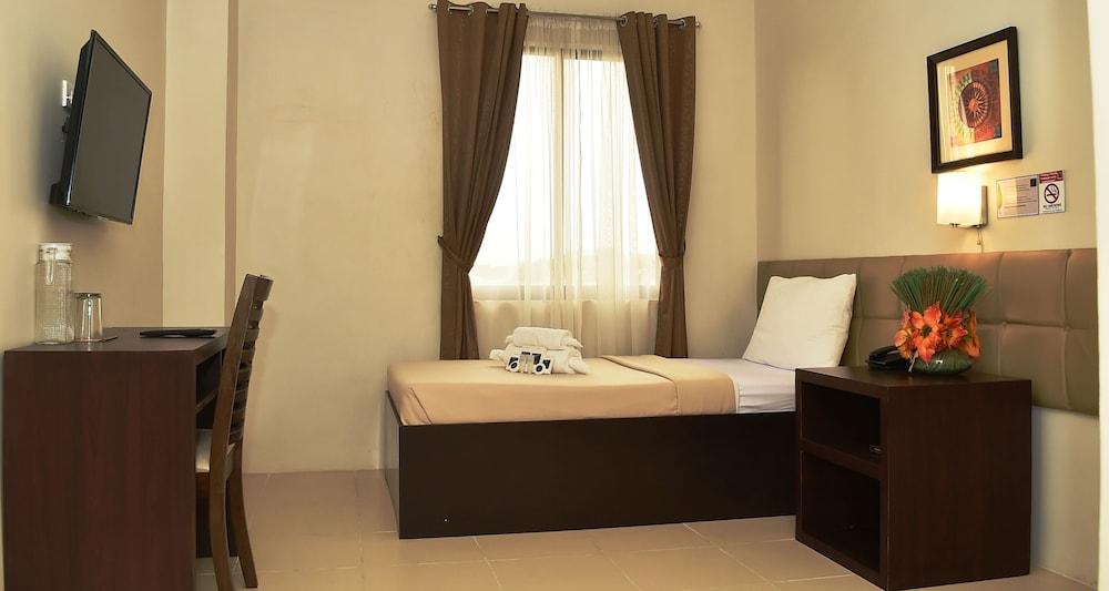 Columbus Plaza Hotel General Santos City Kültér fotó