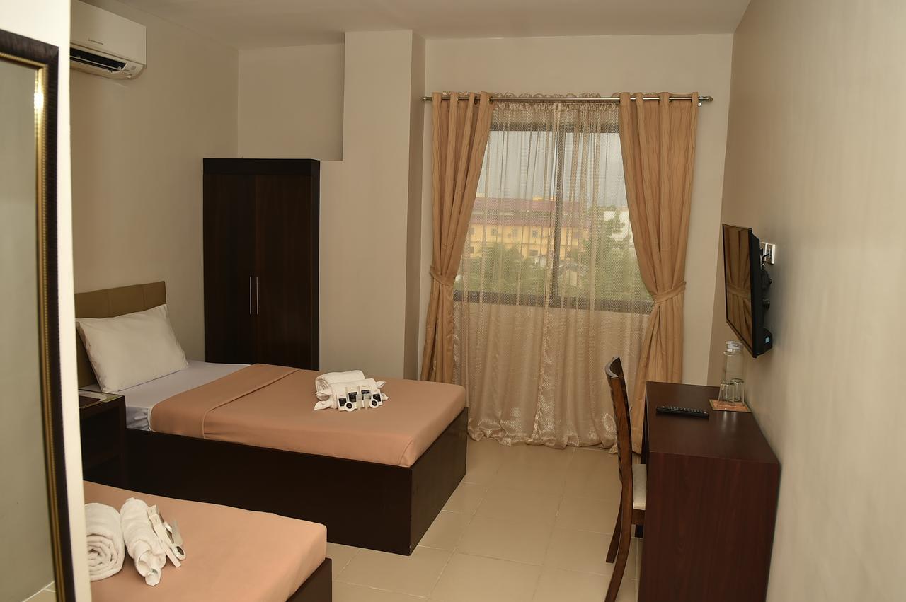 Columbus Plaza Hotel General Santos City Kültér fotó