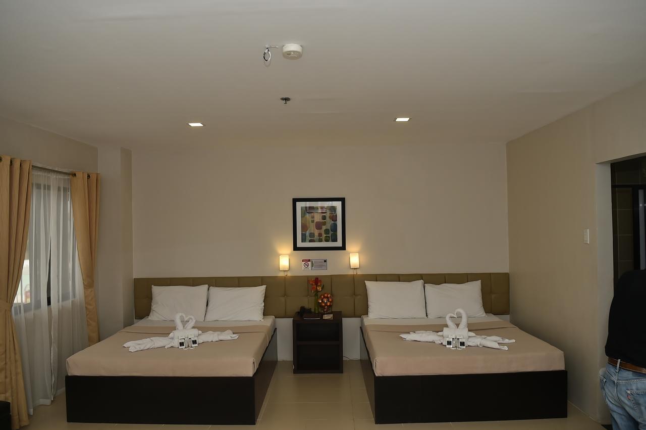 Columbus Plaza Hotel General Santos City Kültér fotó