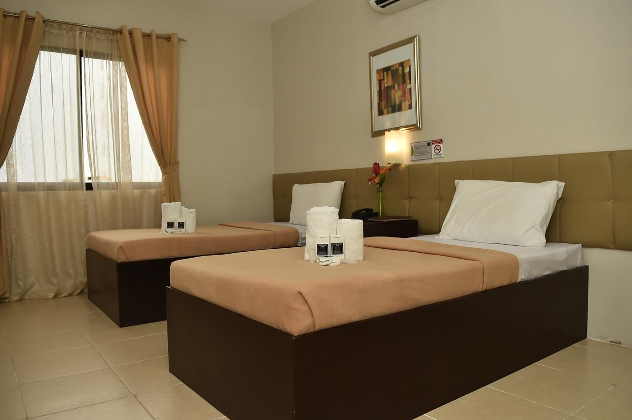 Columbus Plaza Hotel General Santos City Kültér fotó